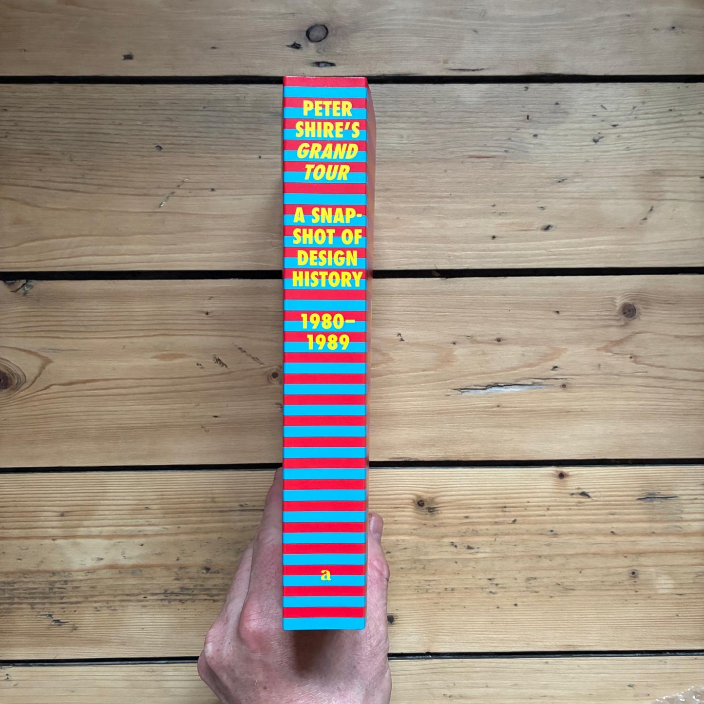 Peter Shire's Grand Tour - Apartamento