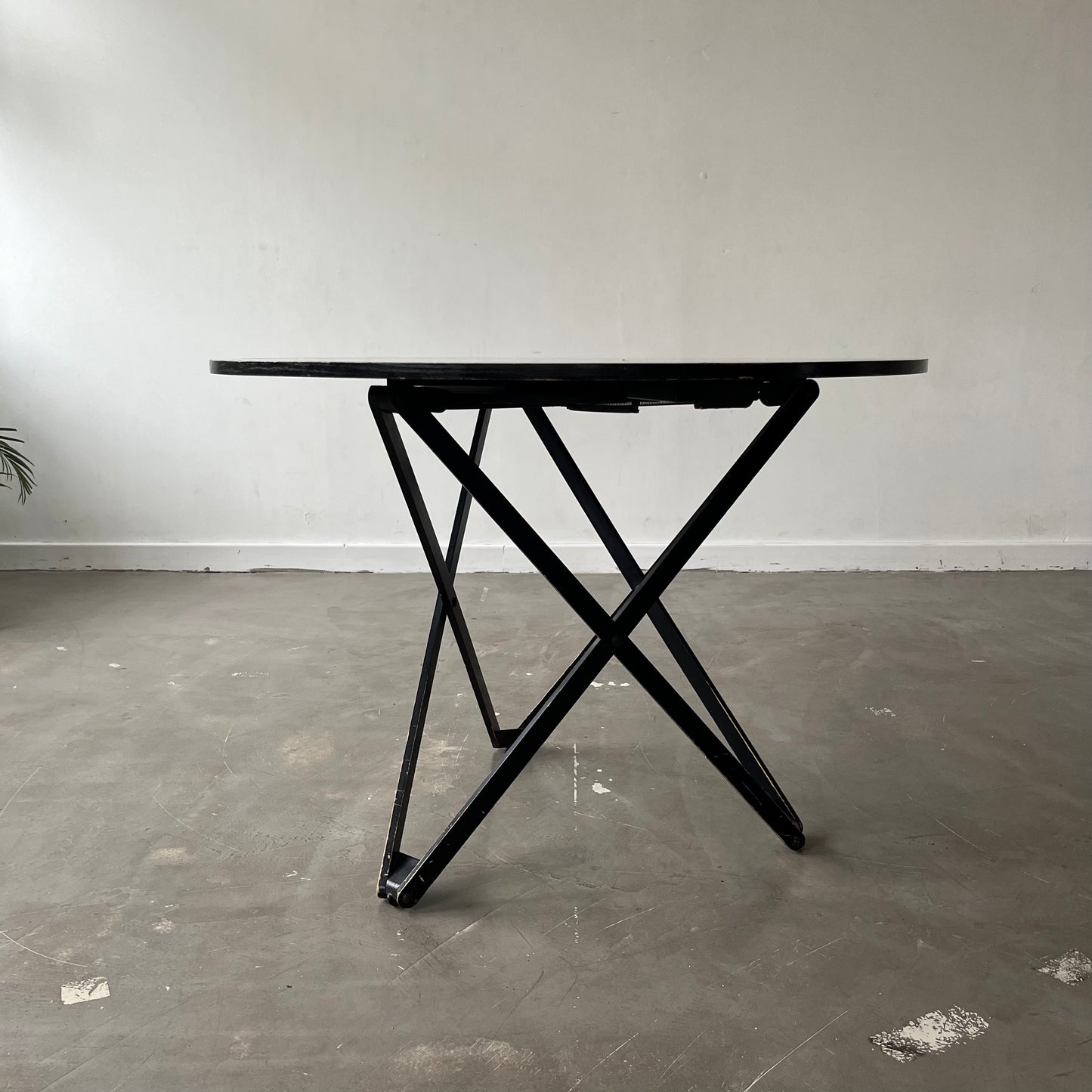 Subeybaja Table by Robert Heritage and Roger Webb