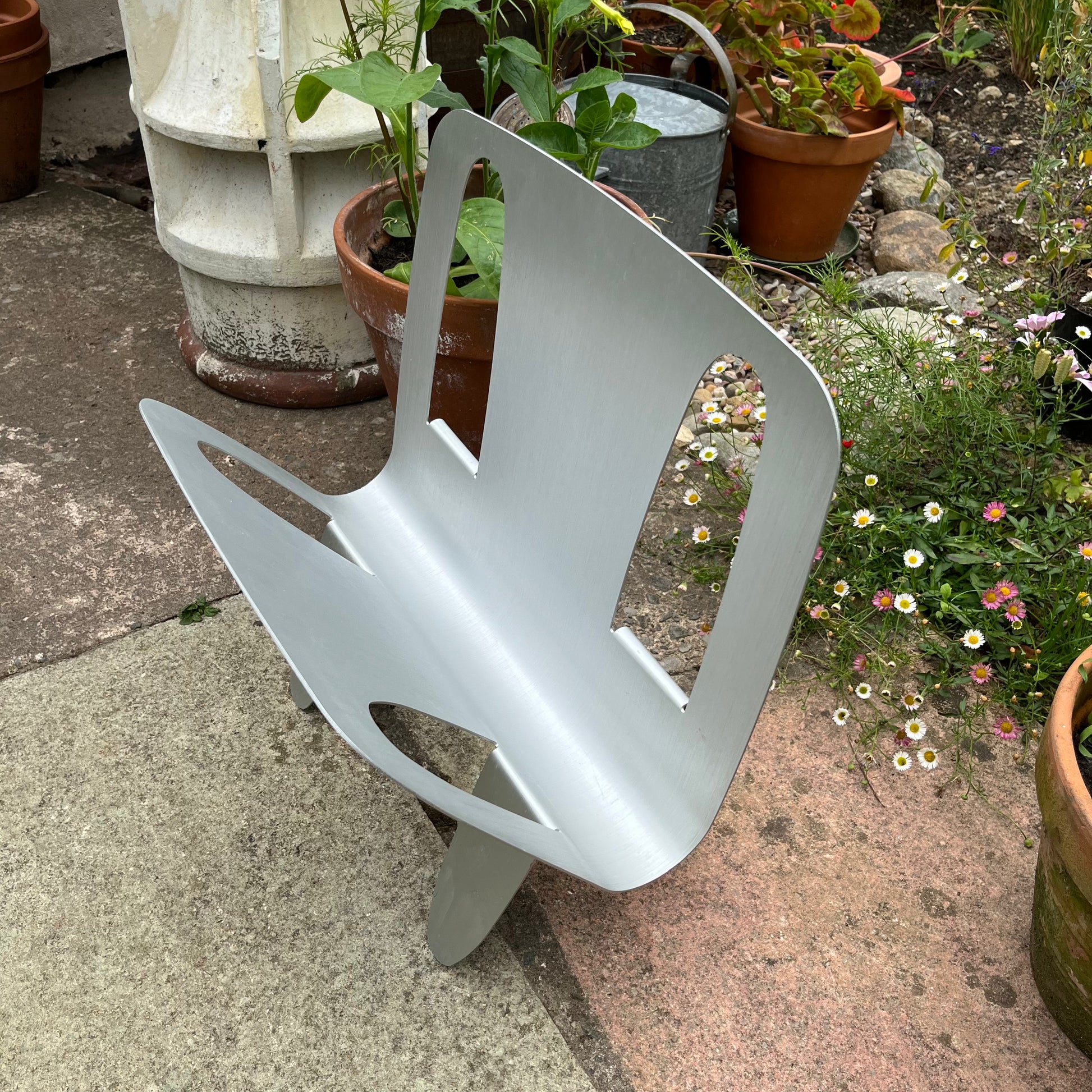 Umbra Peel Magazine Rack – Arms n Legs Umbra Peel Magazine Rack – Arms n Legs